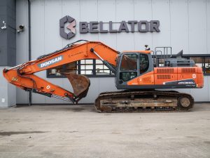 Używana koparka gąsienicowa DOOSAN DX300LC-5 Used crawler excavator DOOSAN DX300LC-5 Gebraucht Raupenbagger DOOSAN DX300LC-5 Гусеничный экскаватор б/у DOOSAN DX300LC-5